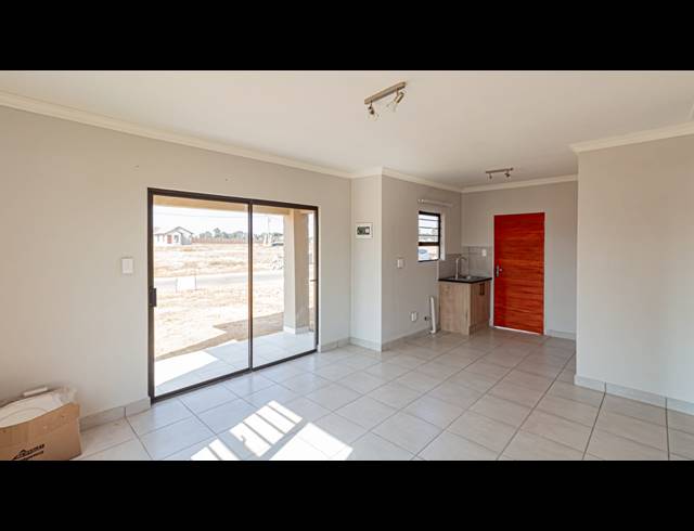 2 BEDROOM FREESTANDING FOR SALE IN KLERKSOORD
